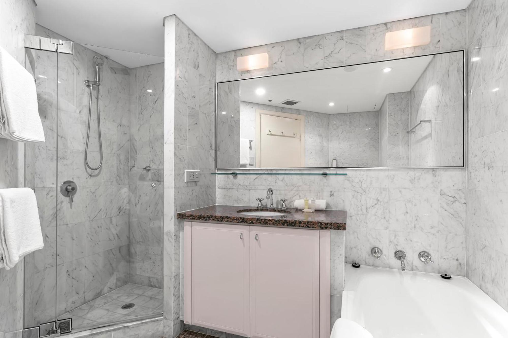 Apartment 2302 Gloucester Self-catering *