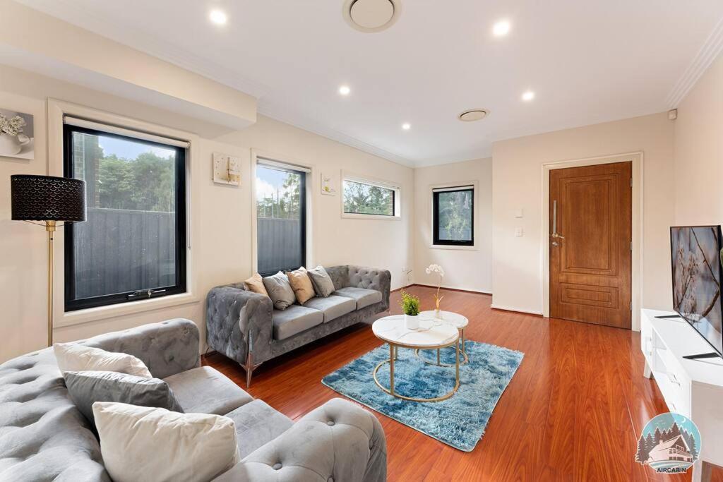Aircabin - Carlingford - - 4 Beds House * Sydney