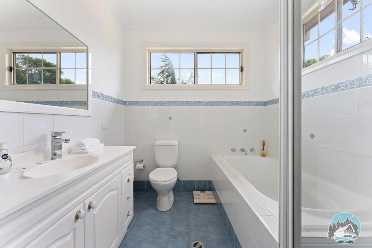 Aircabin - Blakehurst - Spacious - 5 Beds House Sydney