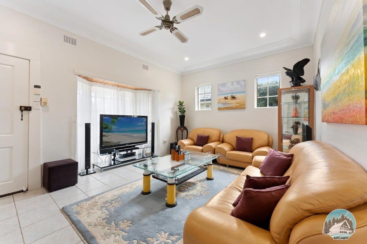 Aircabin - Blakehurst - Spacious - 5 Beds House * Sydney