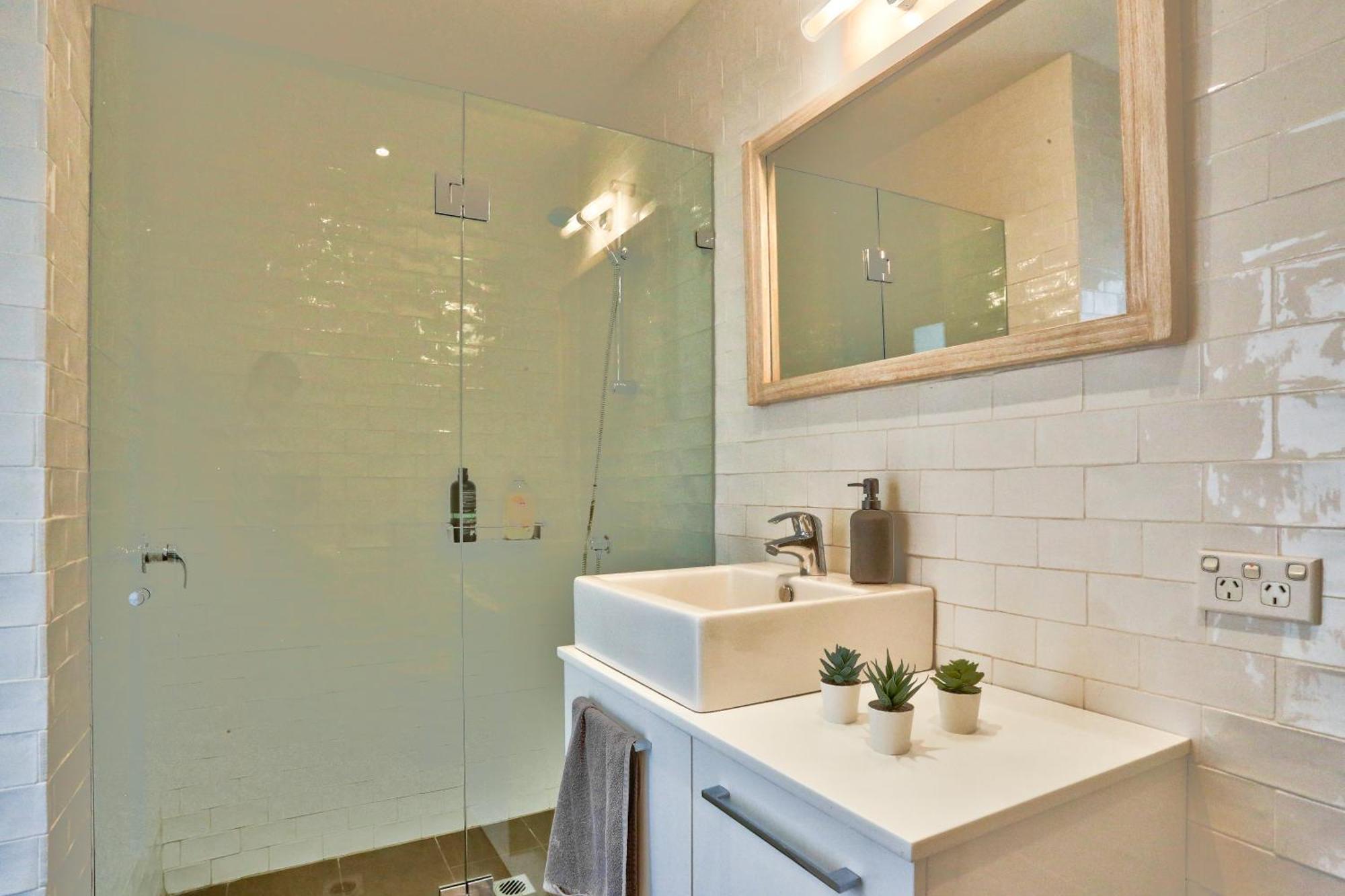 Spacious 3 Bedroom House Darlinghurst Centre 2 E-bikes Included Holiday home *