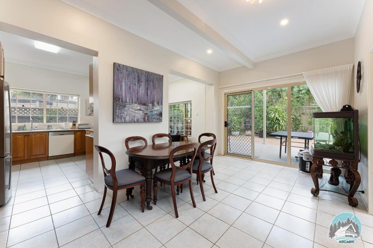 Aircabin - Blakehurst - Spacious - 5 Beds House Holiday home Sydney