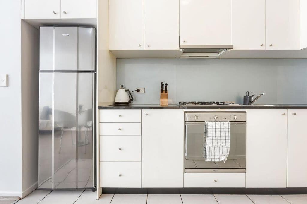 A Cozy & Modern Right Next To Darling Harbour