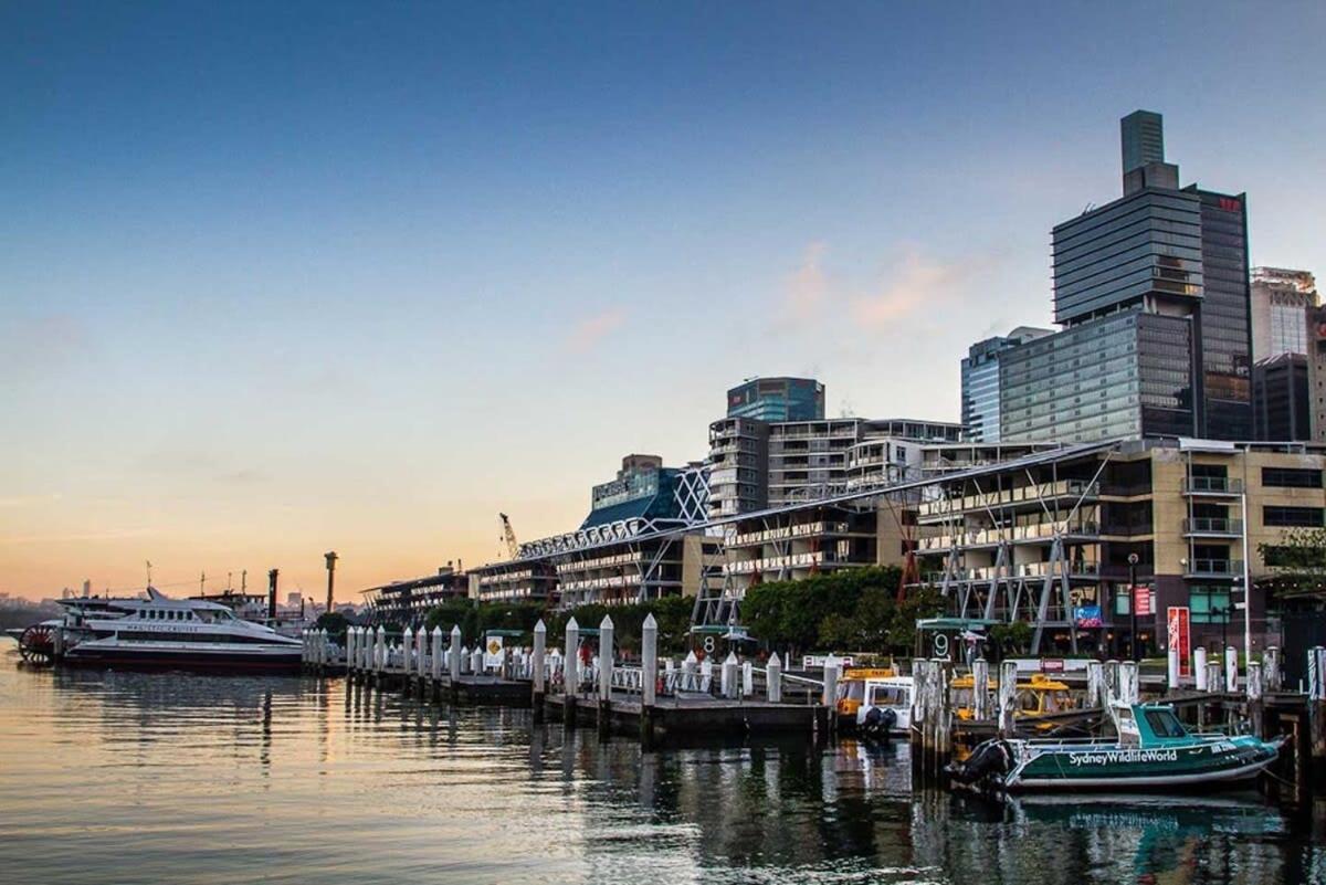 A Stylish & Bright Next To Darling Harbour * Sydney