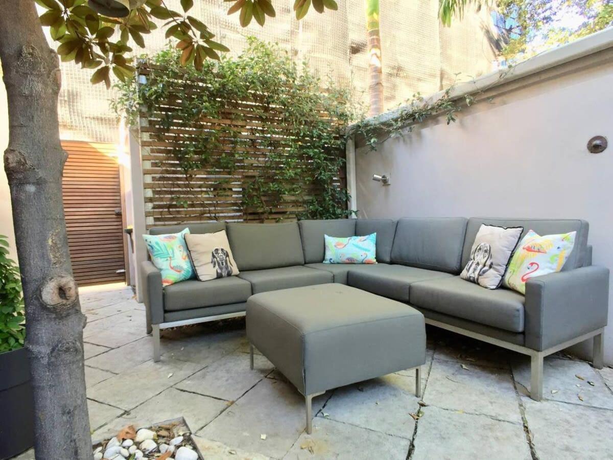 3 Storey House Walk To Fox Scg & Holiday home *