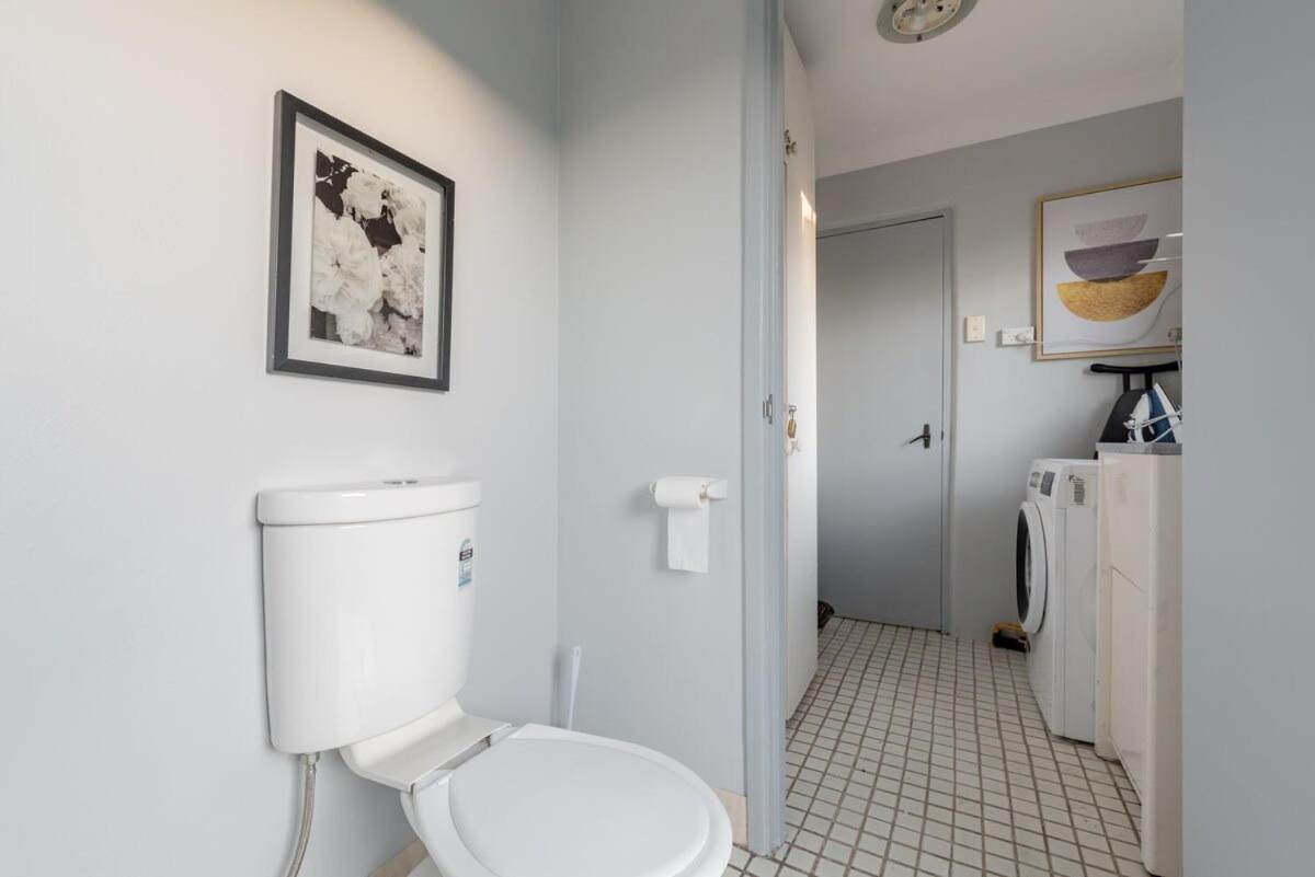 Boutique Private Rm Situated In The Heart Of Burwood 3 Holiday home *