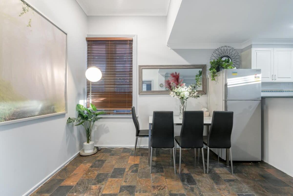 Holiday home Boutique Private Rm Situated In The Heart Of Burwood 3 *