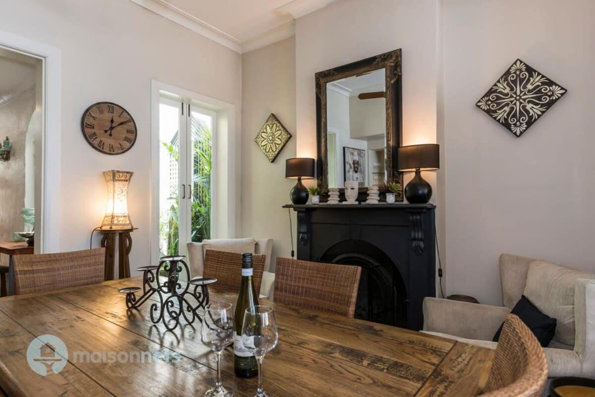 3 Bedroom House With Large Courtyard & City Views Bahay bakasyunan *