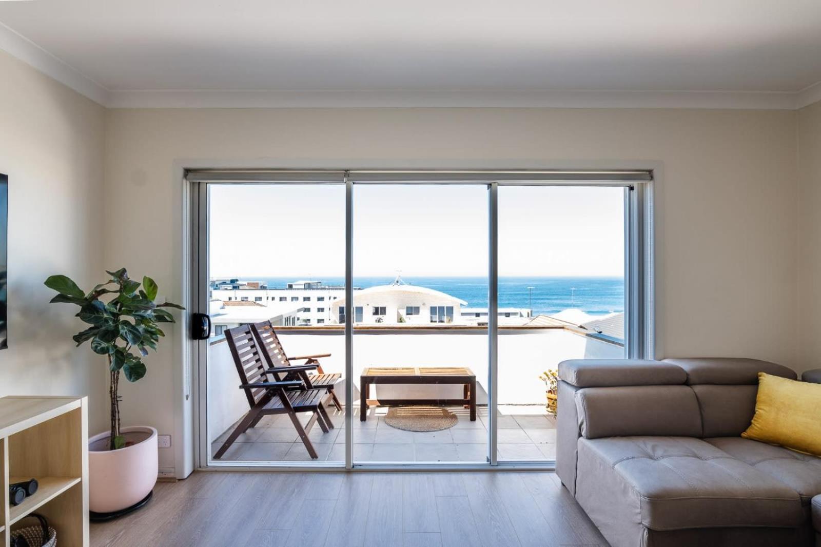 Stunning Maroubra Beachview With Parking * Sydney