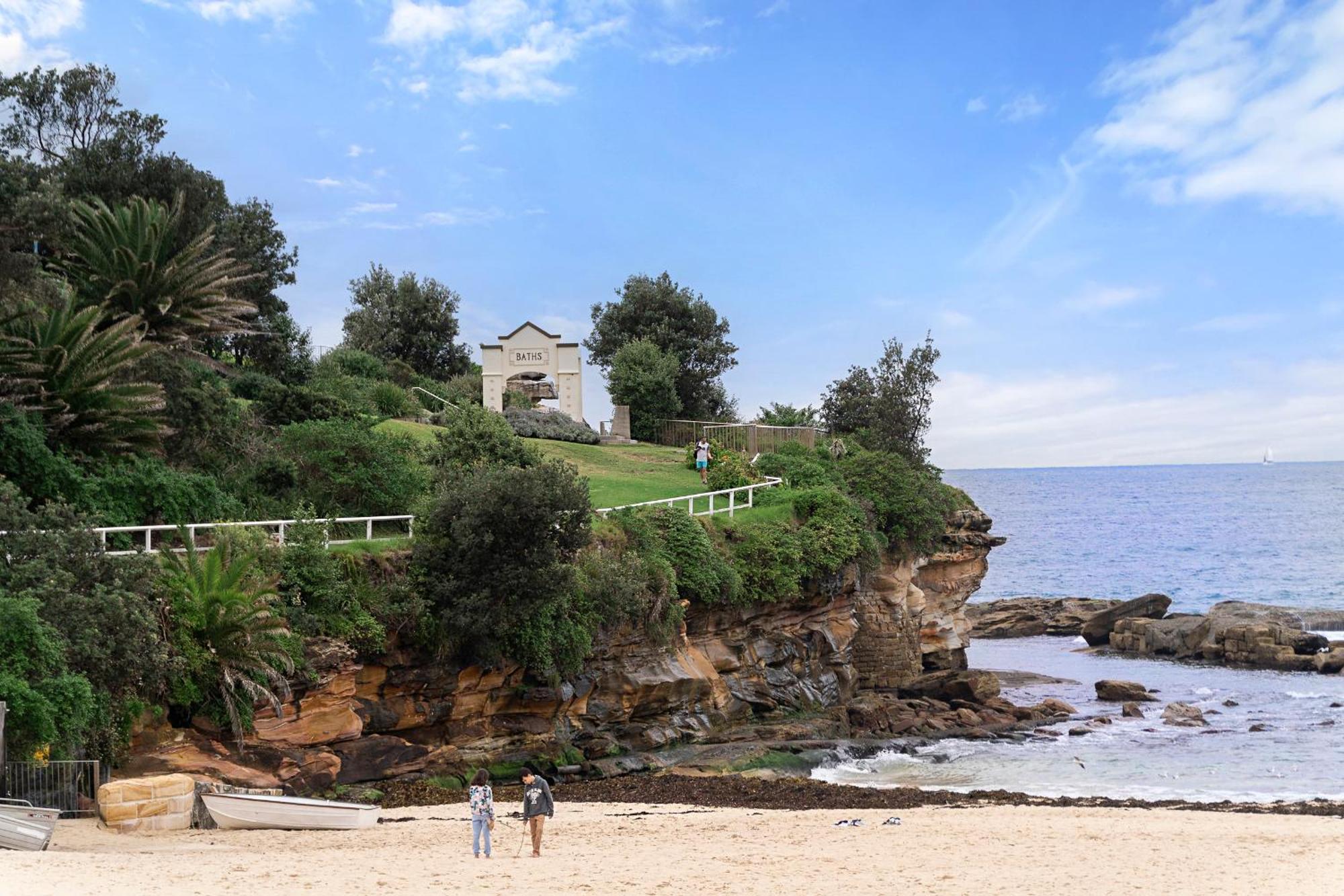 Stylish 1br With Balcony Near Coogee Sydney