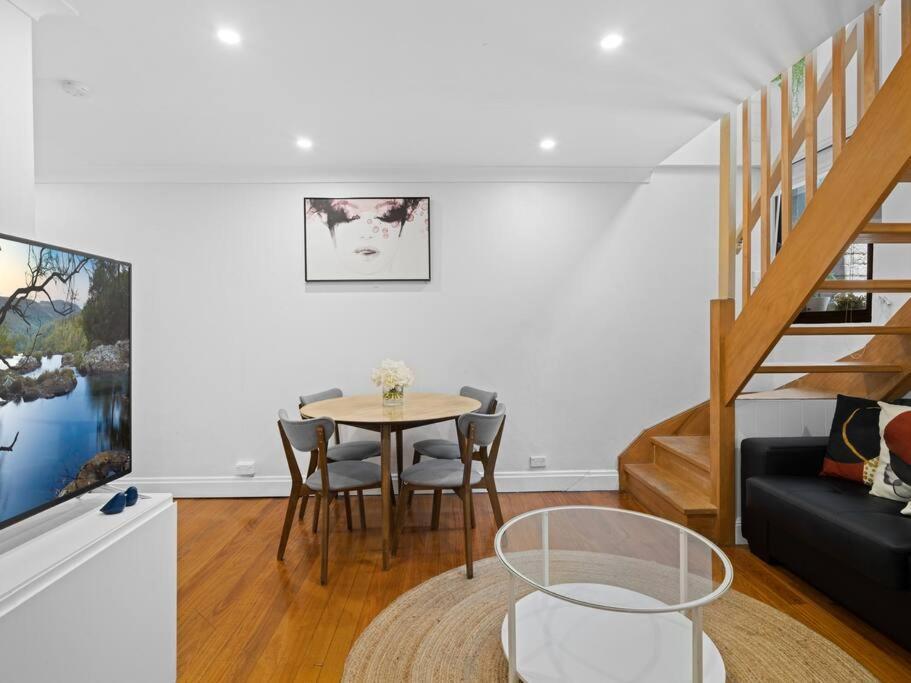 Holiday home Spacious 2bds Darling Harbour & Fish Market & Icc & Cbd *