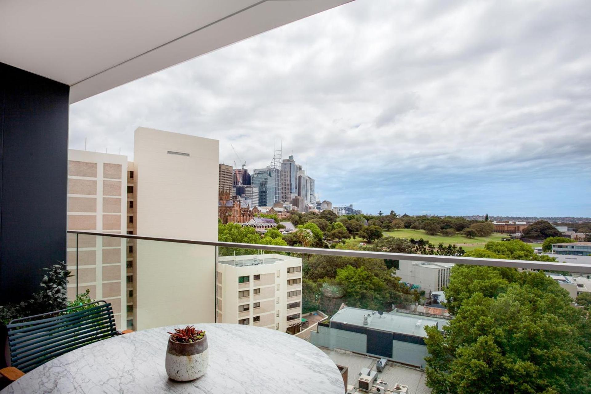 Poolside Glamour Woolloomooloo *