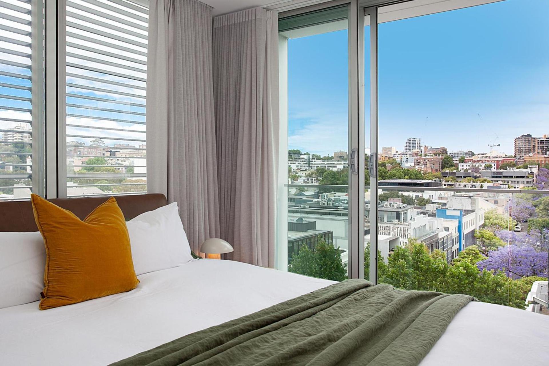 Poolside Glamour Woolloomooloo Sydney