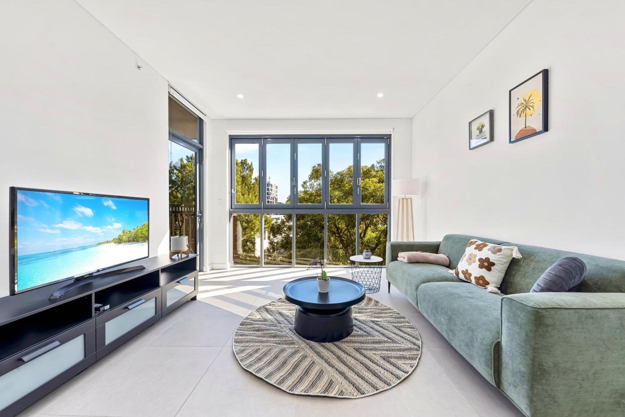 2 Bedrooms Oasis Near Cbd, Close To Unsw & Famous Restaurants *