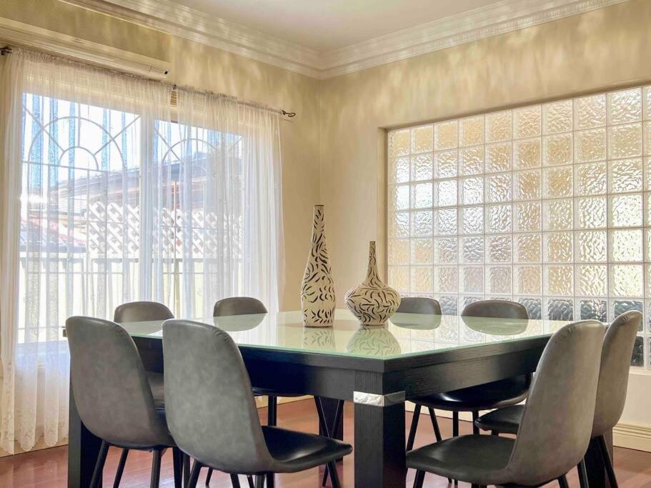 Villa Cozy 4-bedroom Family House In Central Chatswood Sydney