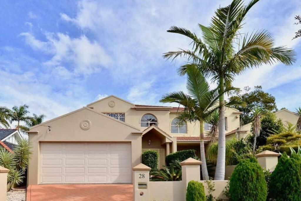 Villa Cozy 4-bedroom Family House In Central Chatswood Sydney