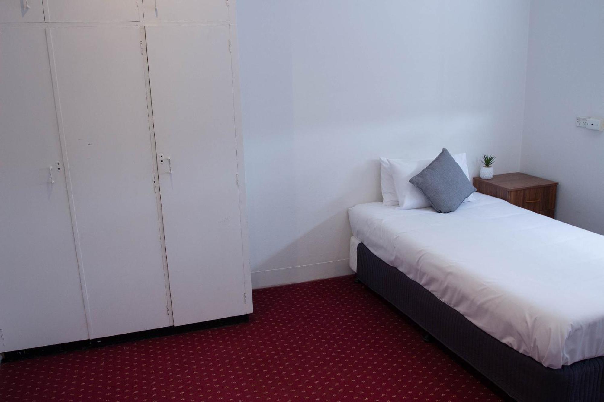 Wiley Park Inn 2*
