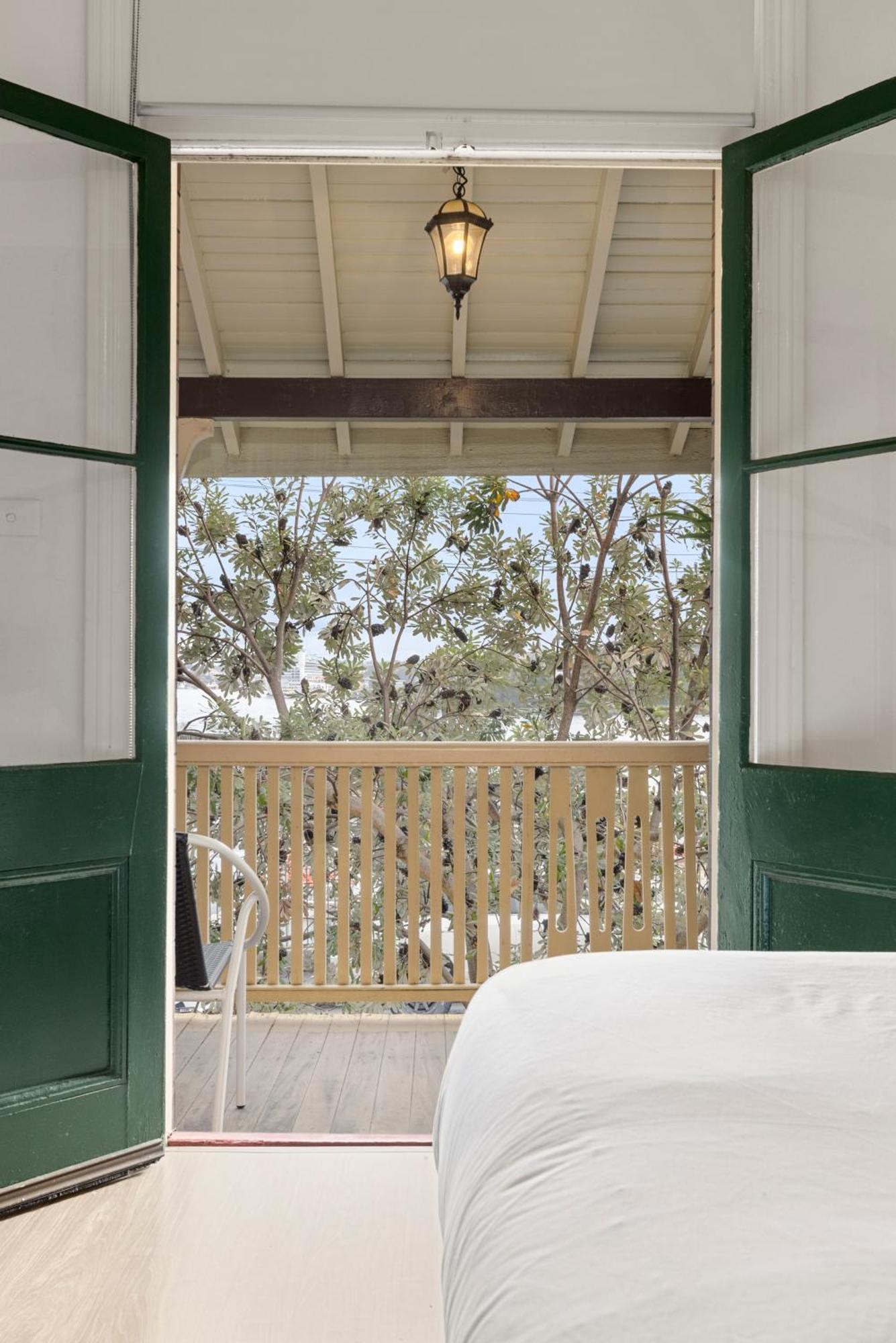 Perfect With Private Rooftop Apartment Sydney
