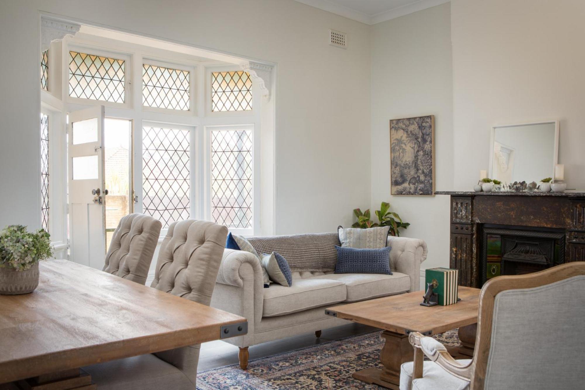 2-bed With Private Parking Apartment