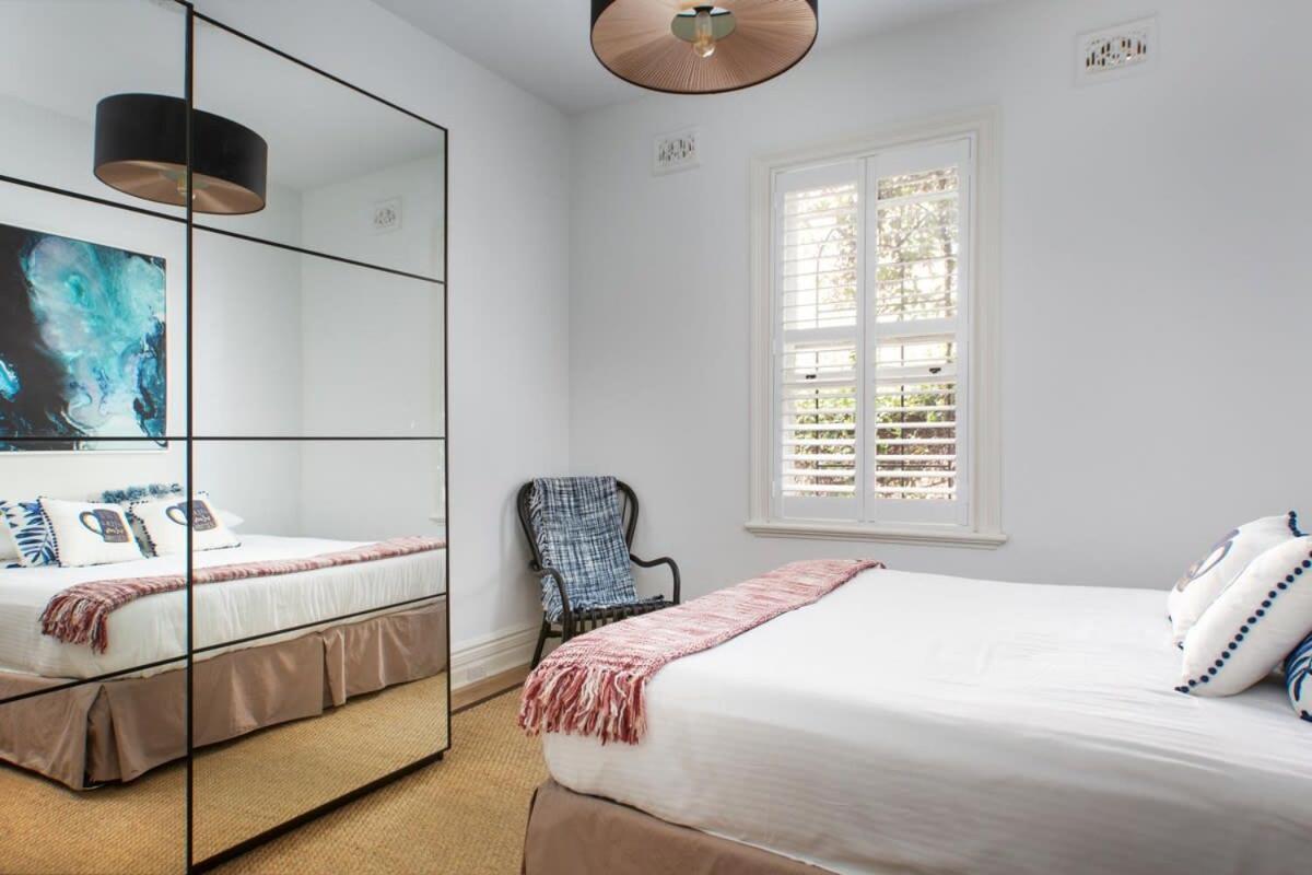 Elegant 3-bed Heritage House With Swimming Pool Sidney