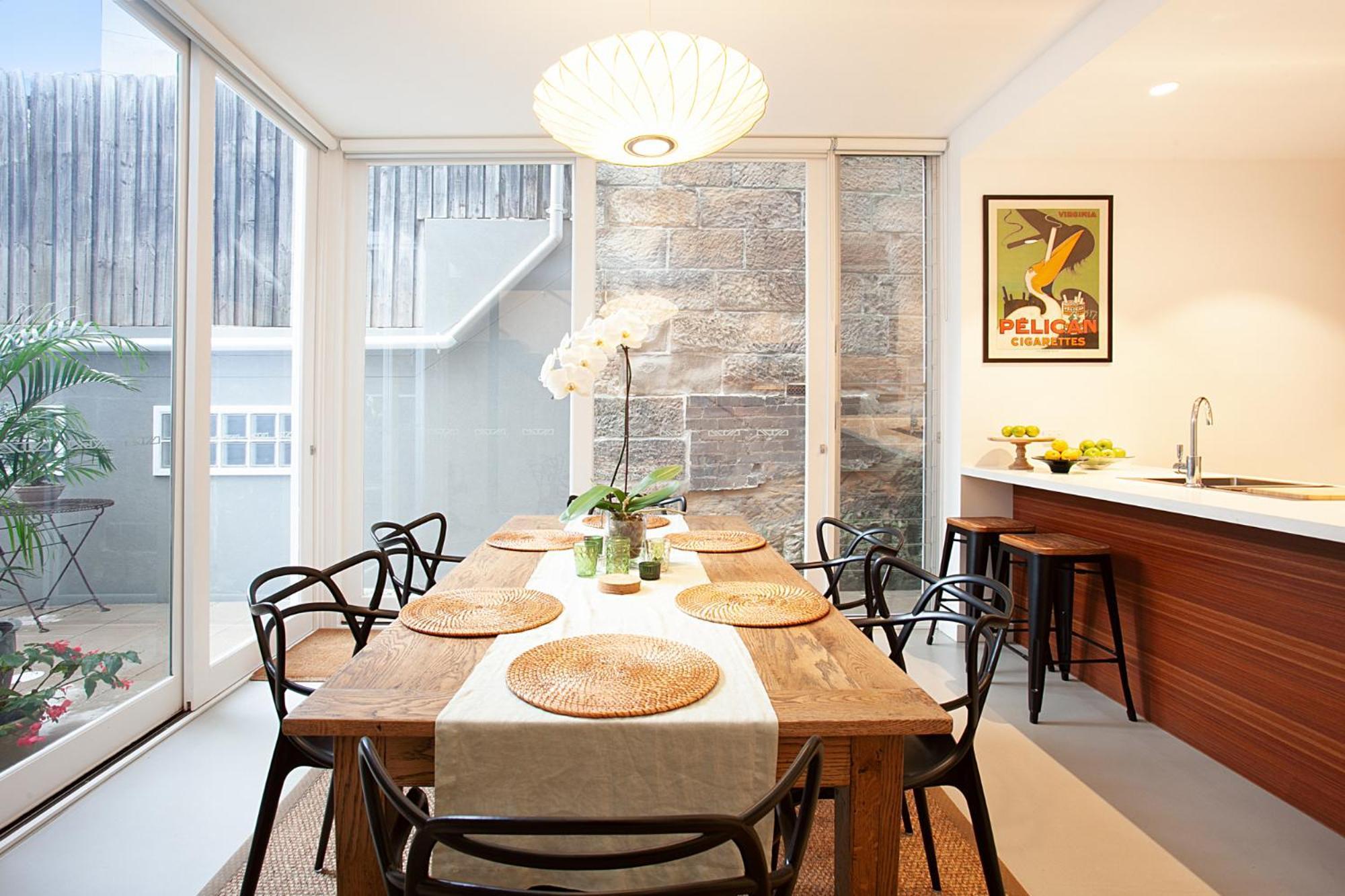 Spacious 3-bed Family House With Courtyard Sidney