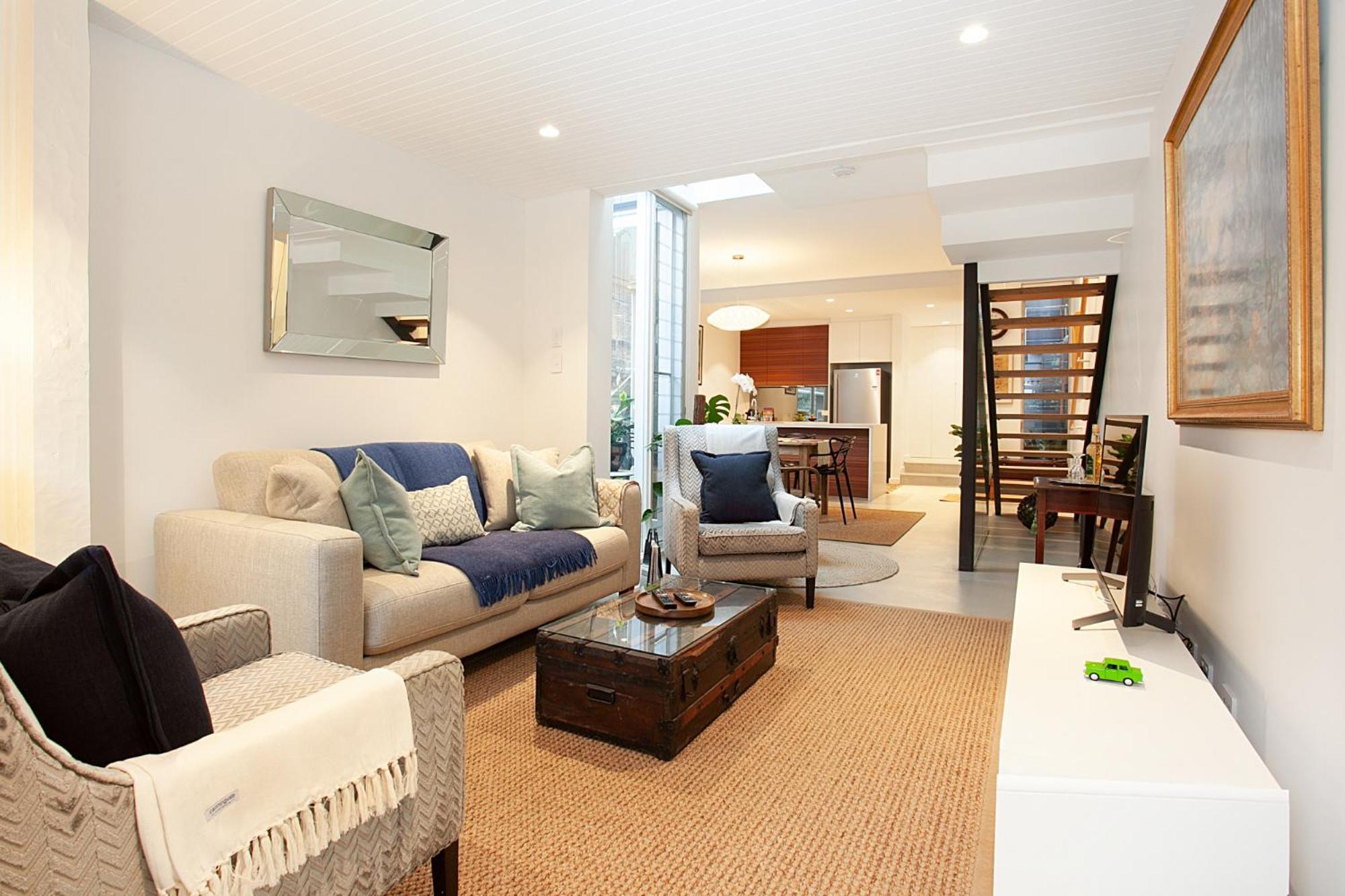 Spacious 3-bed Family House With Courtyard * Sidney