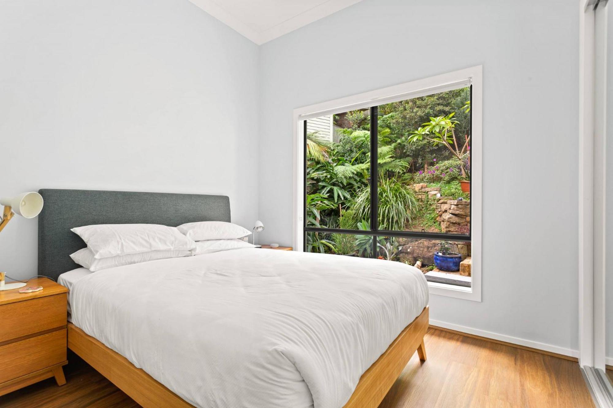 Holiday home Chic 2-bed Minutes From Clontarf Beach