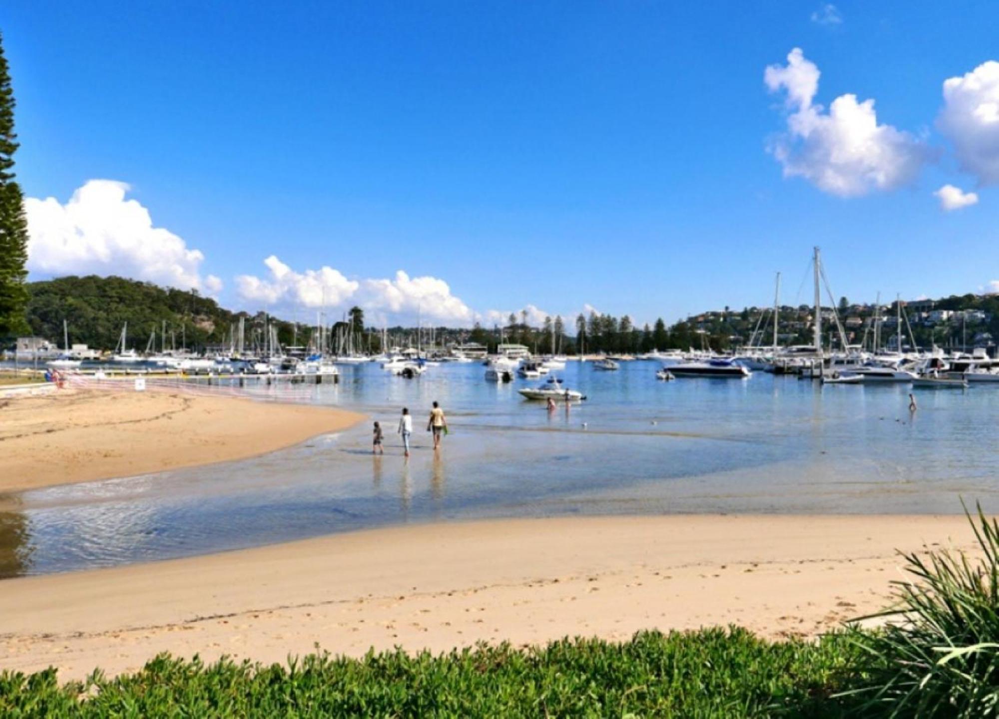 Holiday home Chic 2-bed Minutes From Clontarf Beach