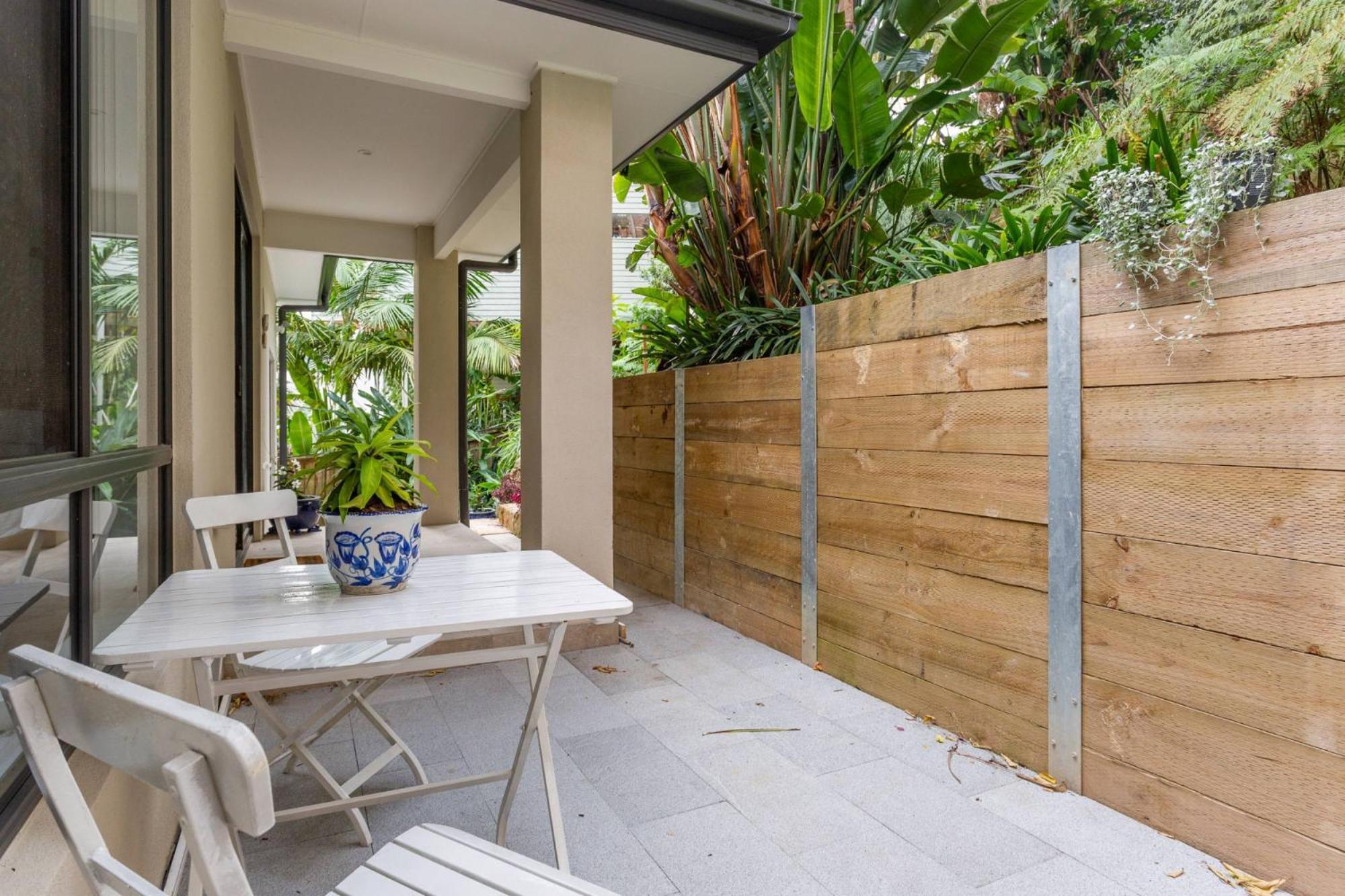 Chic 2-bed Minutes From Clontarf Beach * Sydney