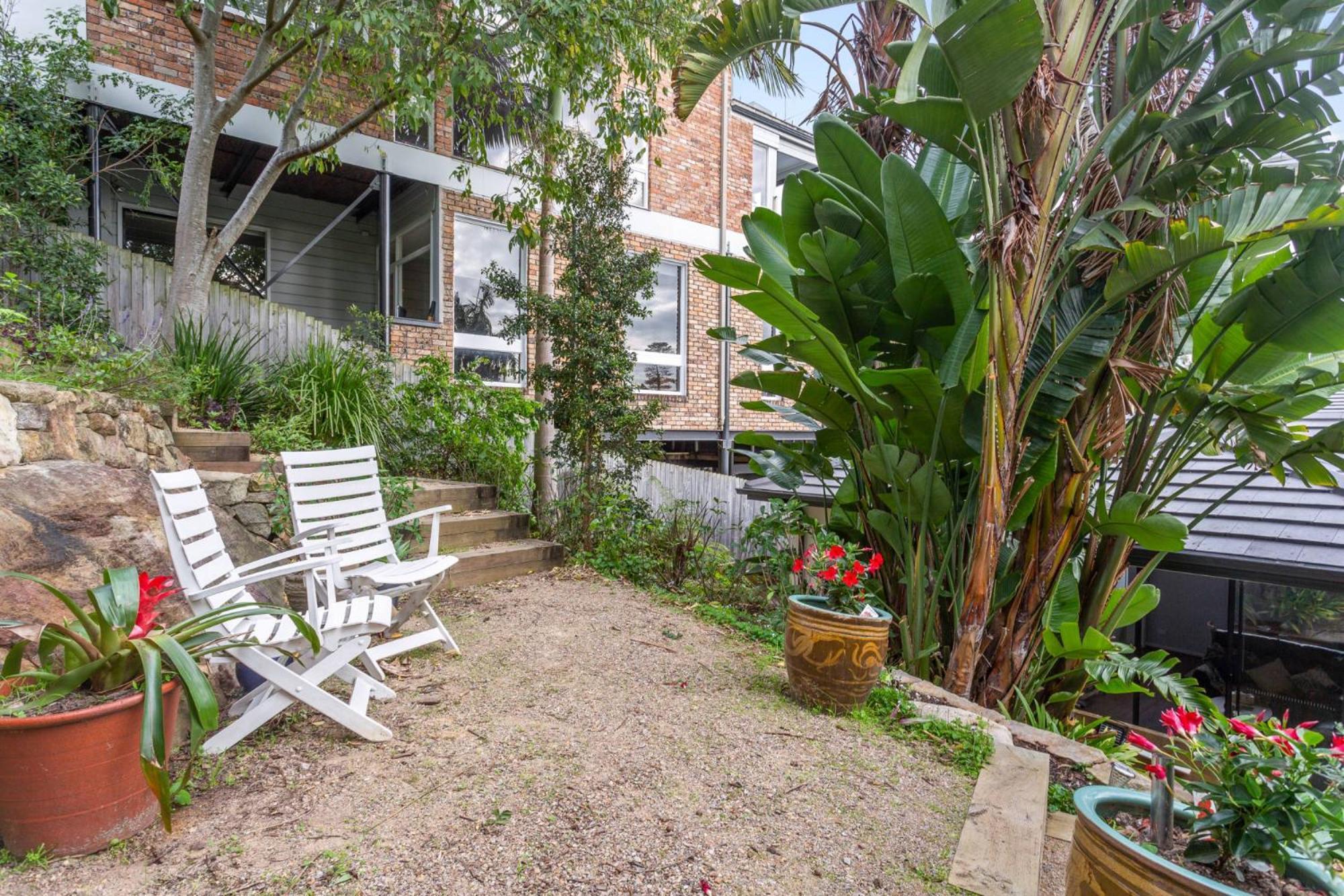 Holiday home Chic 2-bed Minutes From Clontarf Beach *