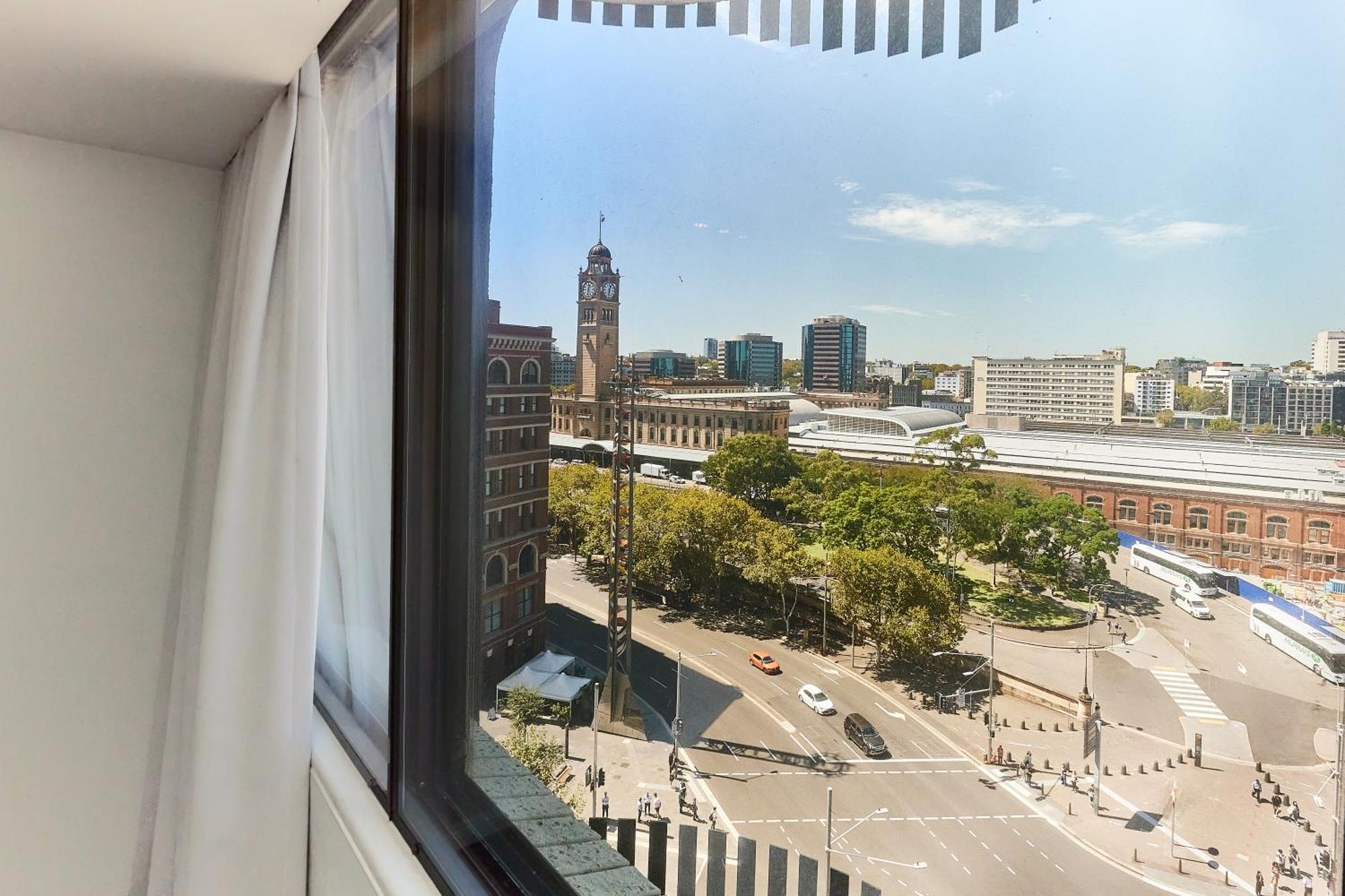 Central Studio Hotel