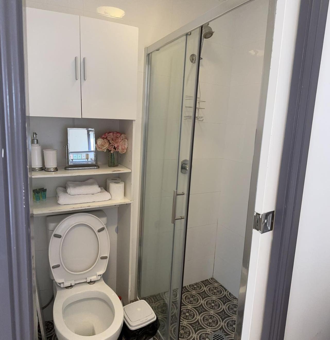 307 Malabar Road Units In * Sidney