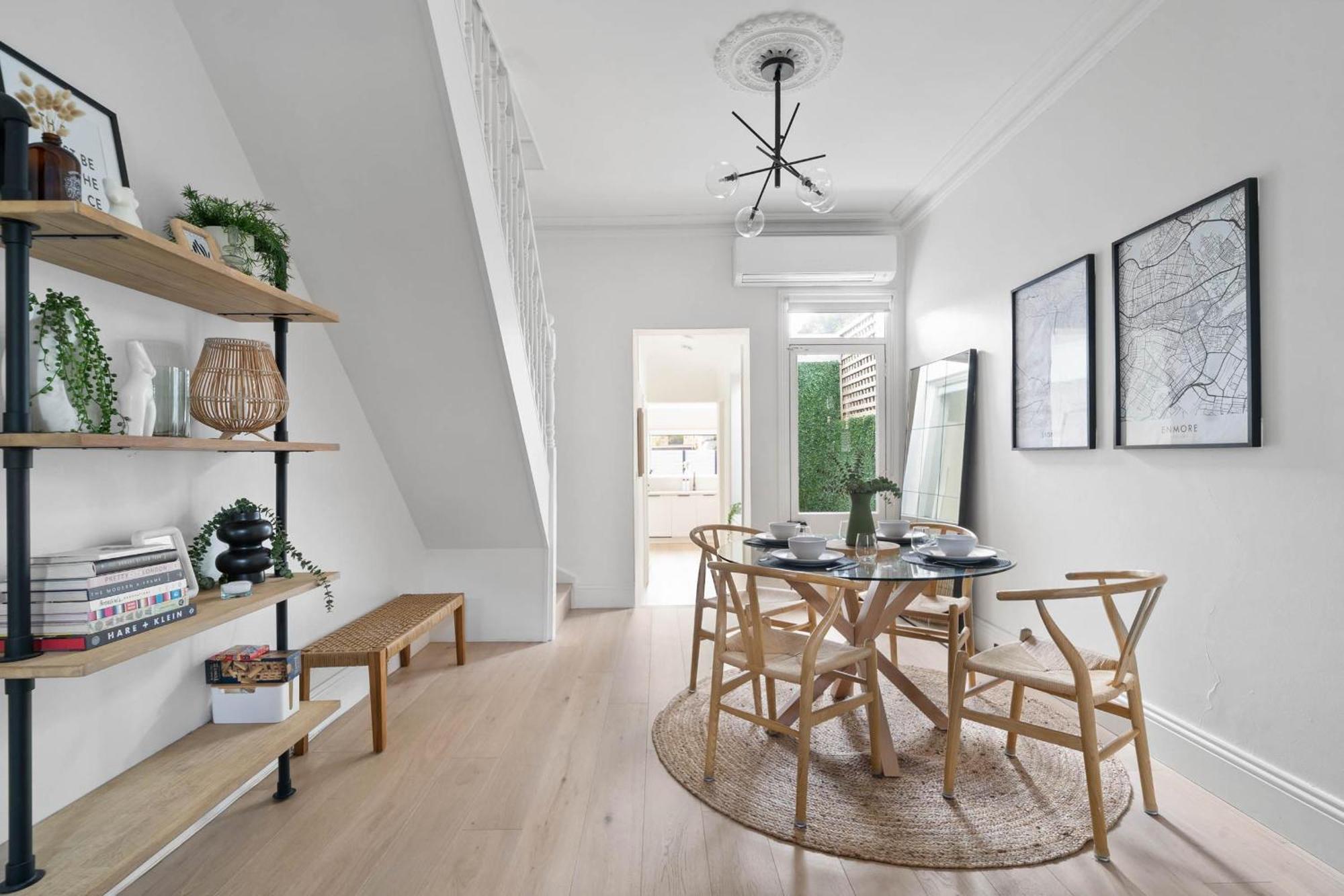 'the Enmore' - In The Heart Of Everything Newtown Holiday home *