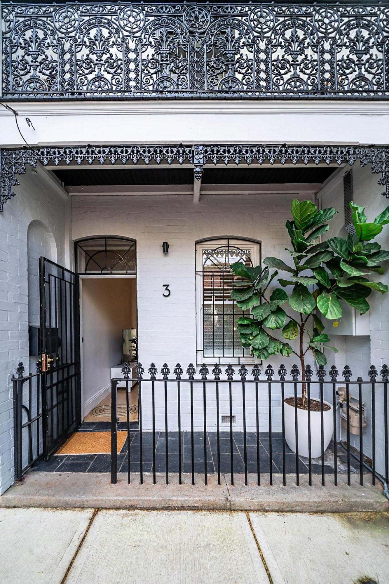 'the Enmore' - In The Heart Of Everything Newtown Holiday home