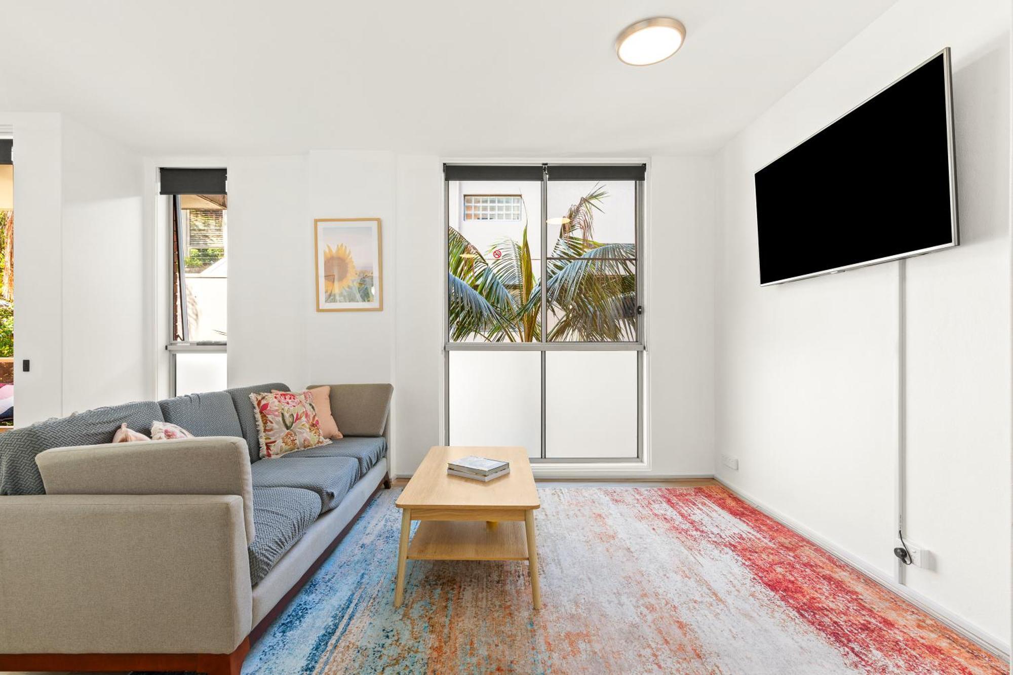 Bellevue Hill Close To Bondi - 2 Bathrooms & Pool Apartment