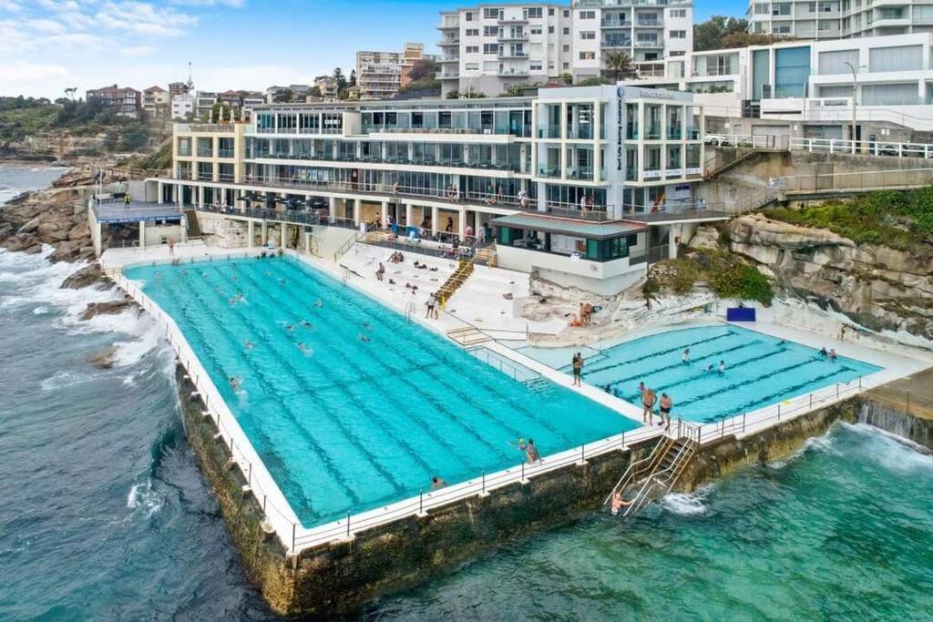 Apartment Bellevue Hill Close To Bondi - 2 Bathrooms & Pool Sydney