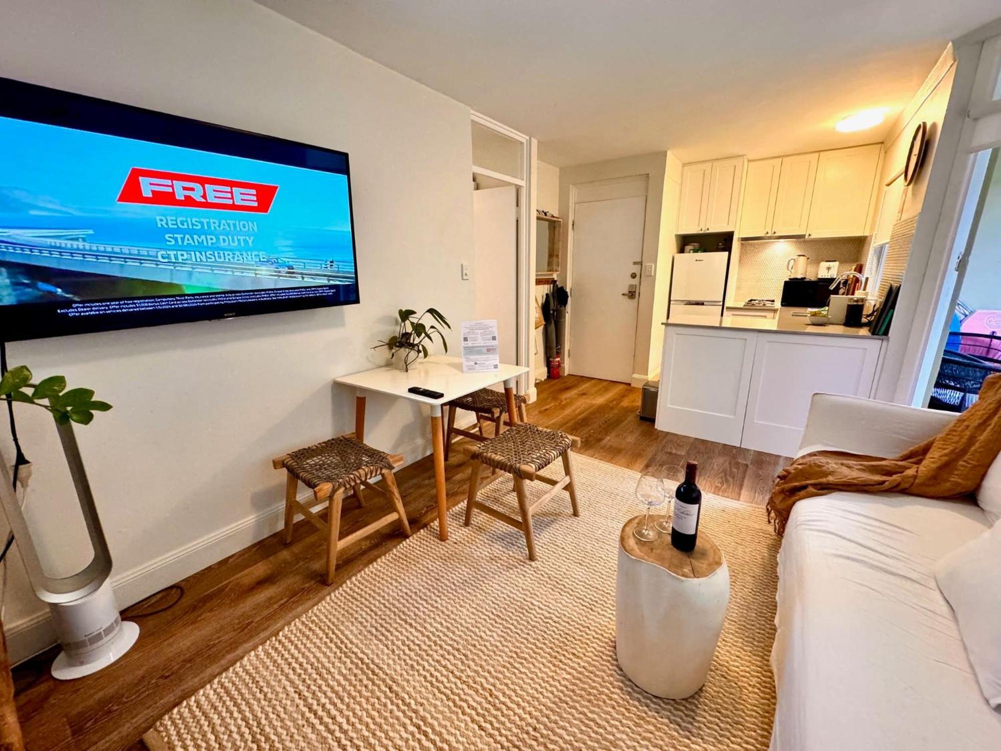 Apartment 1 Bdrm Manly Beachside With Parking *