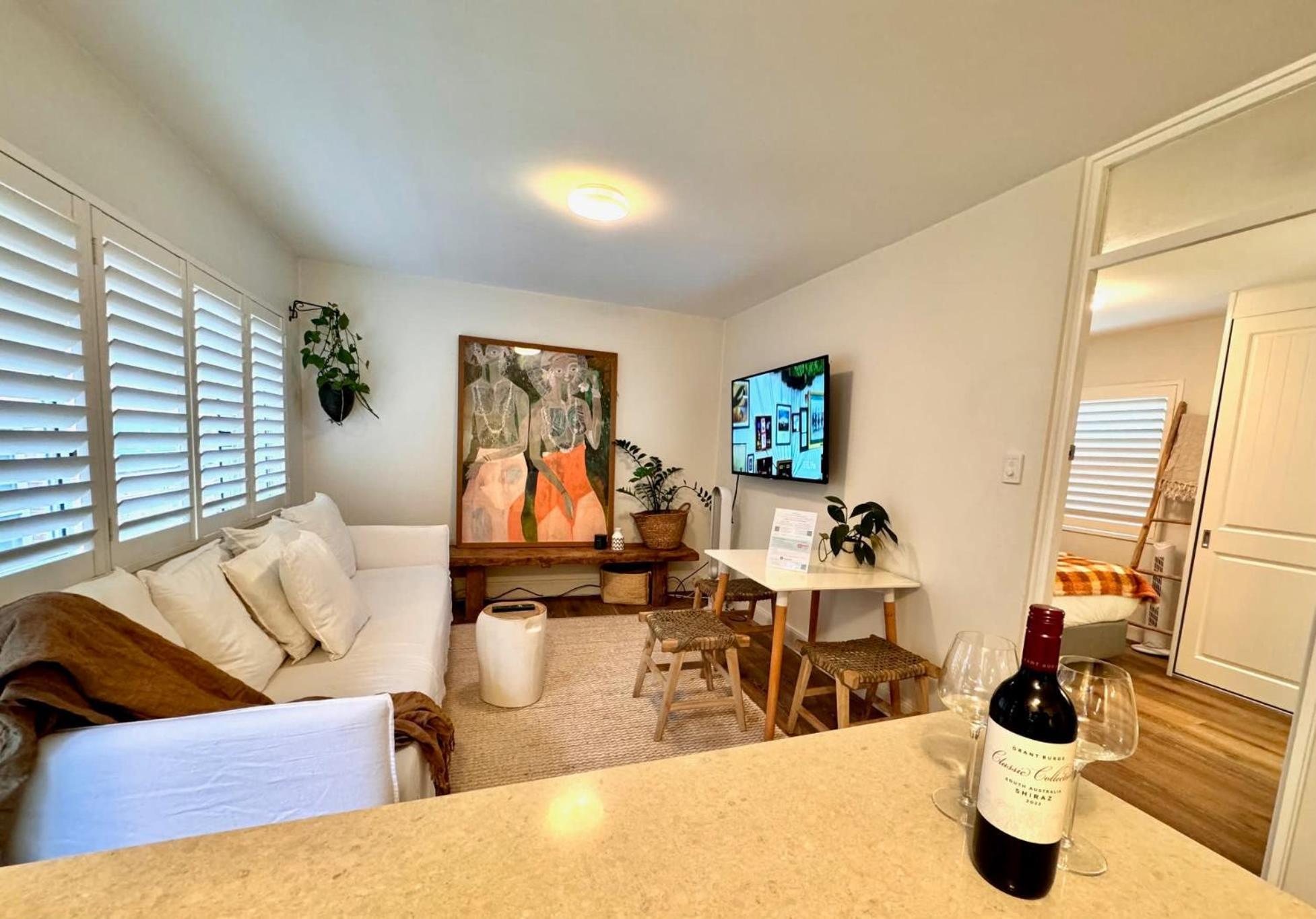 1 Bdrm Manly Beachside With Parking Sydney