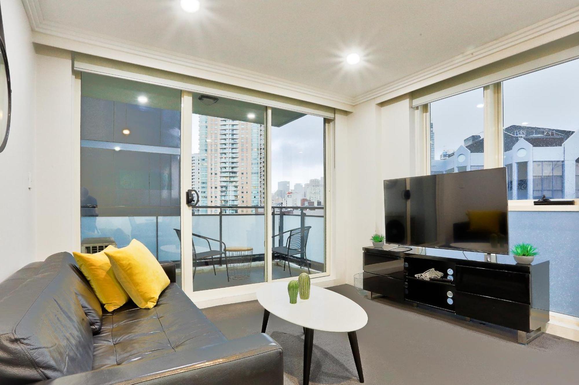 Stylish 2 Bedroom Haymarket Apartment Sydney