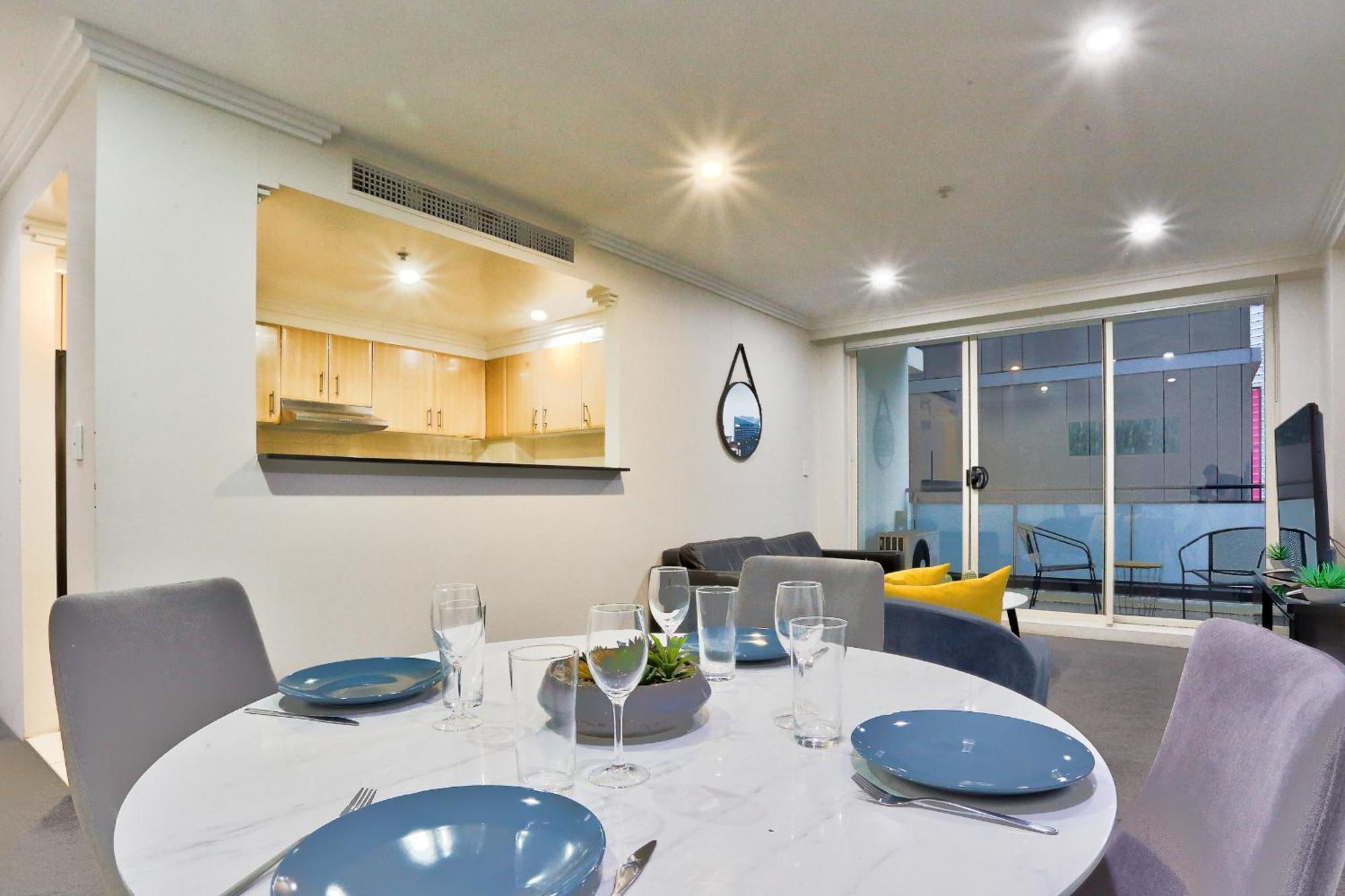 Stylish 2 Bedroom Haymarket *