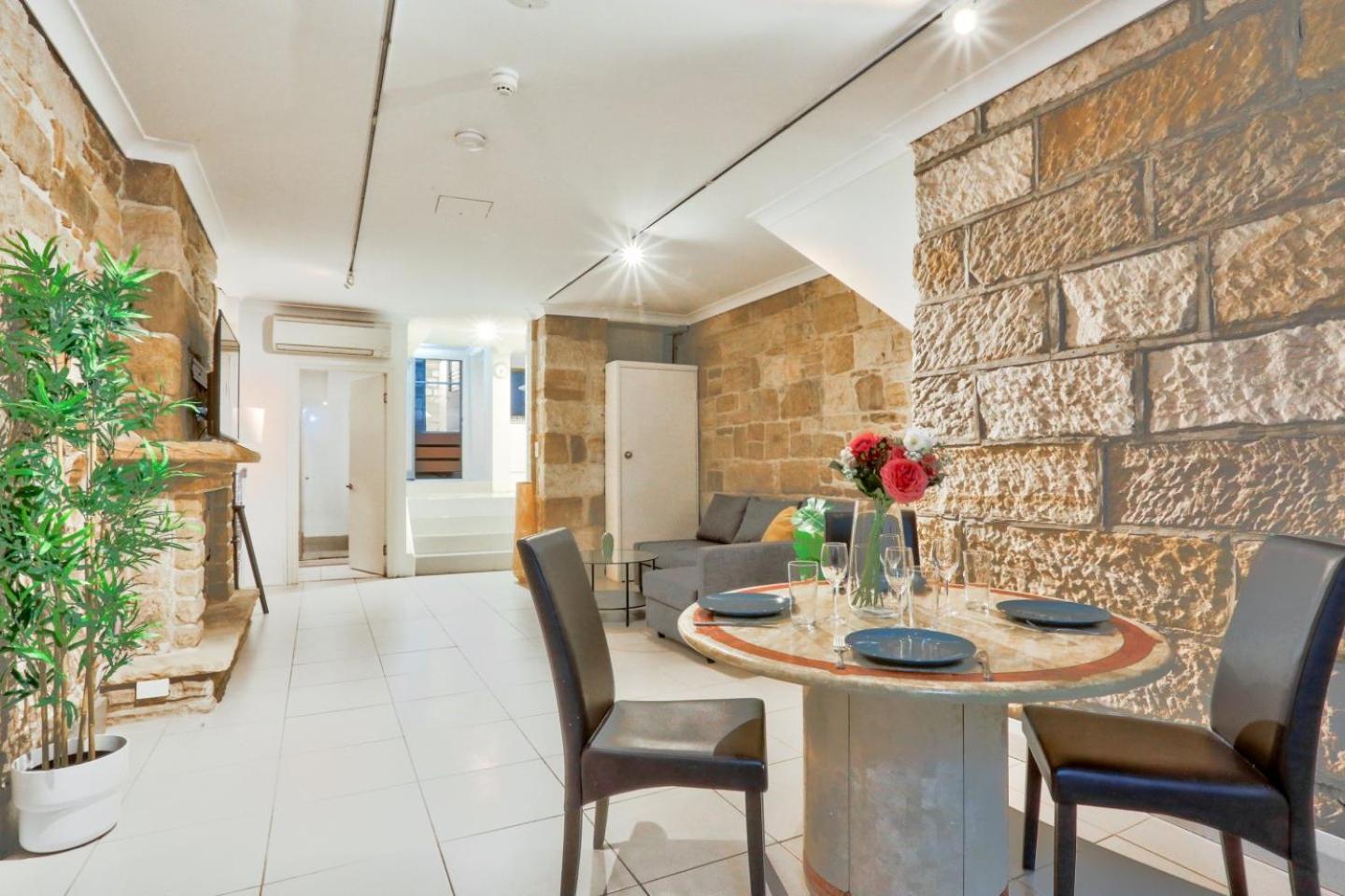 Unique 1 Bedroom House At The Centre Of Pyrmont * Sidney