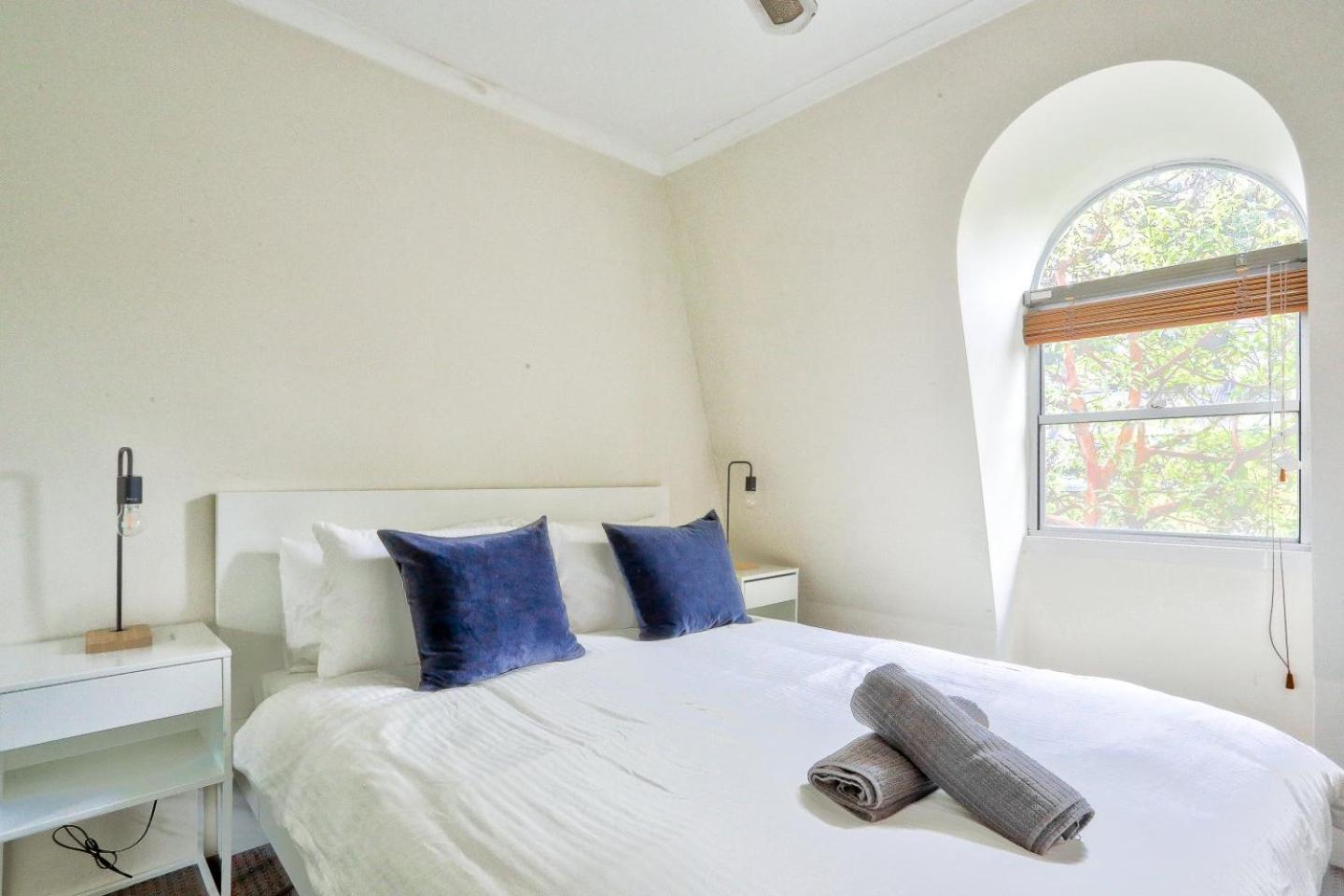 Accessible 2 Bedroom Chippendale