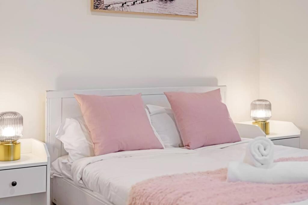 Modern 2b2b At Homebush Apartment