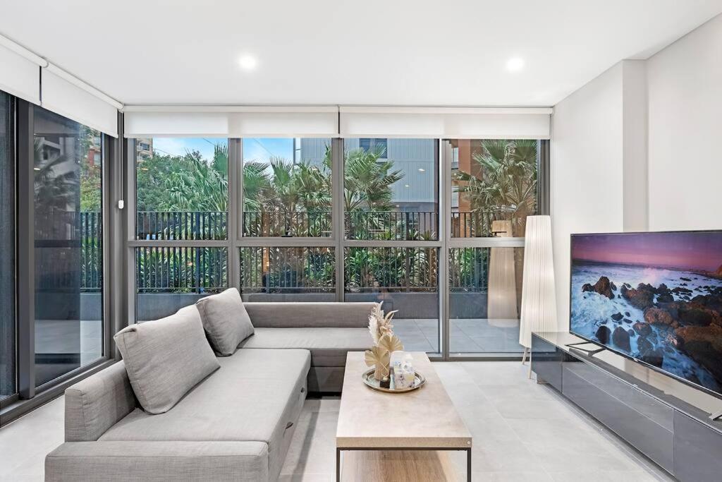 Modern 2b2b At Homebush Apartment *