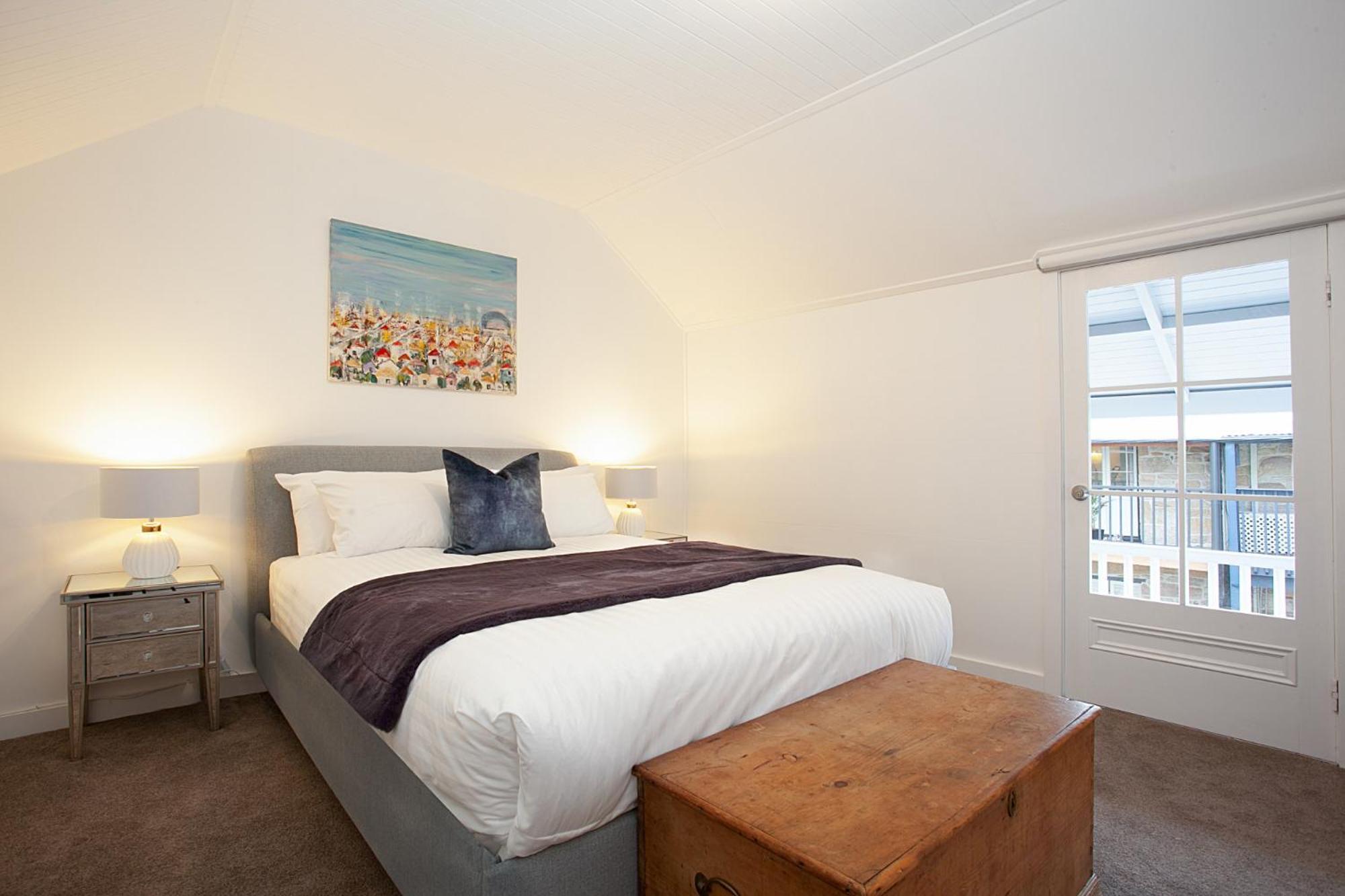 Casa de férias Spacious 3-bed Family House With Courtyard Sidney
