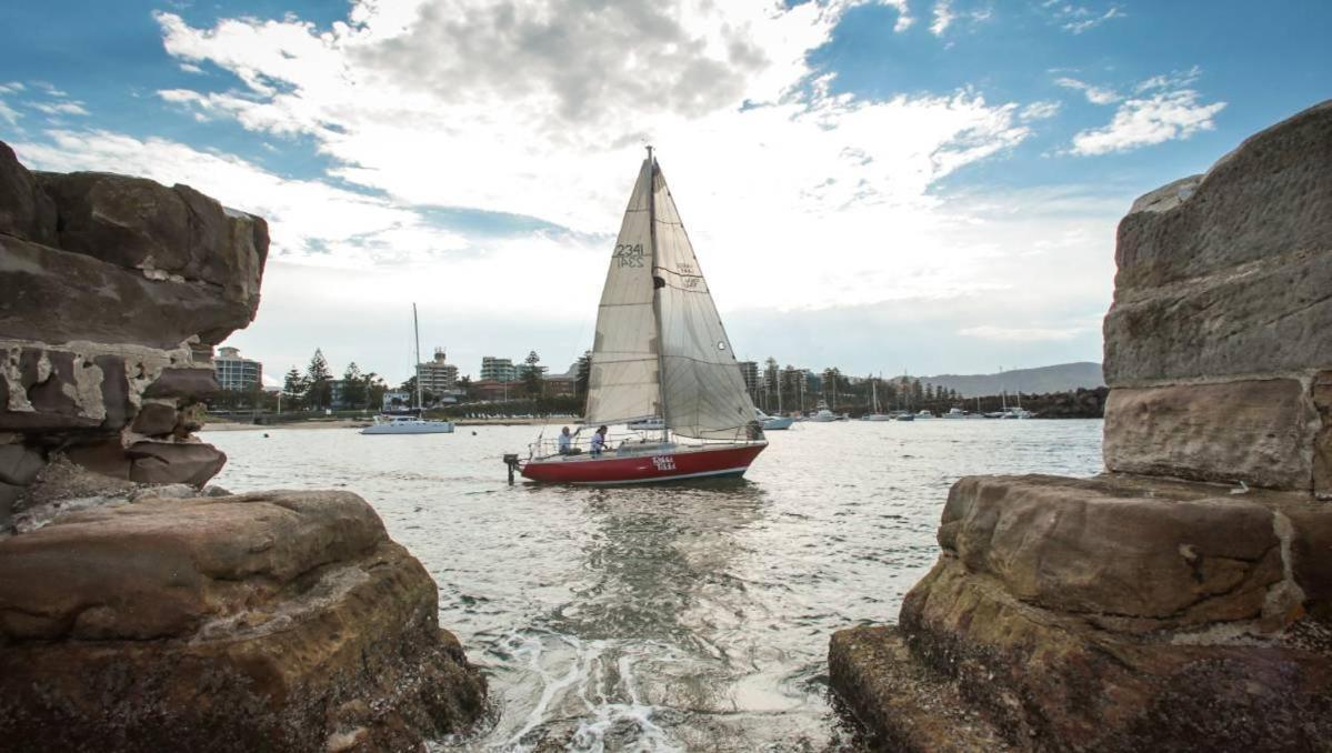Rustic Double - Waterfront - Nearby Shops - Shared Bathroom Guest house Sydney