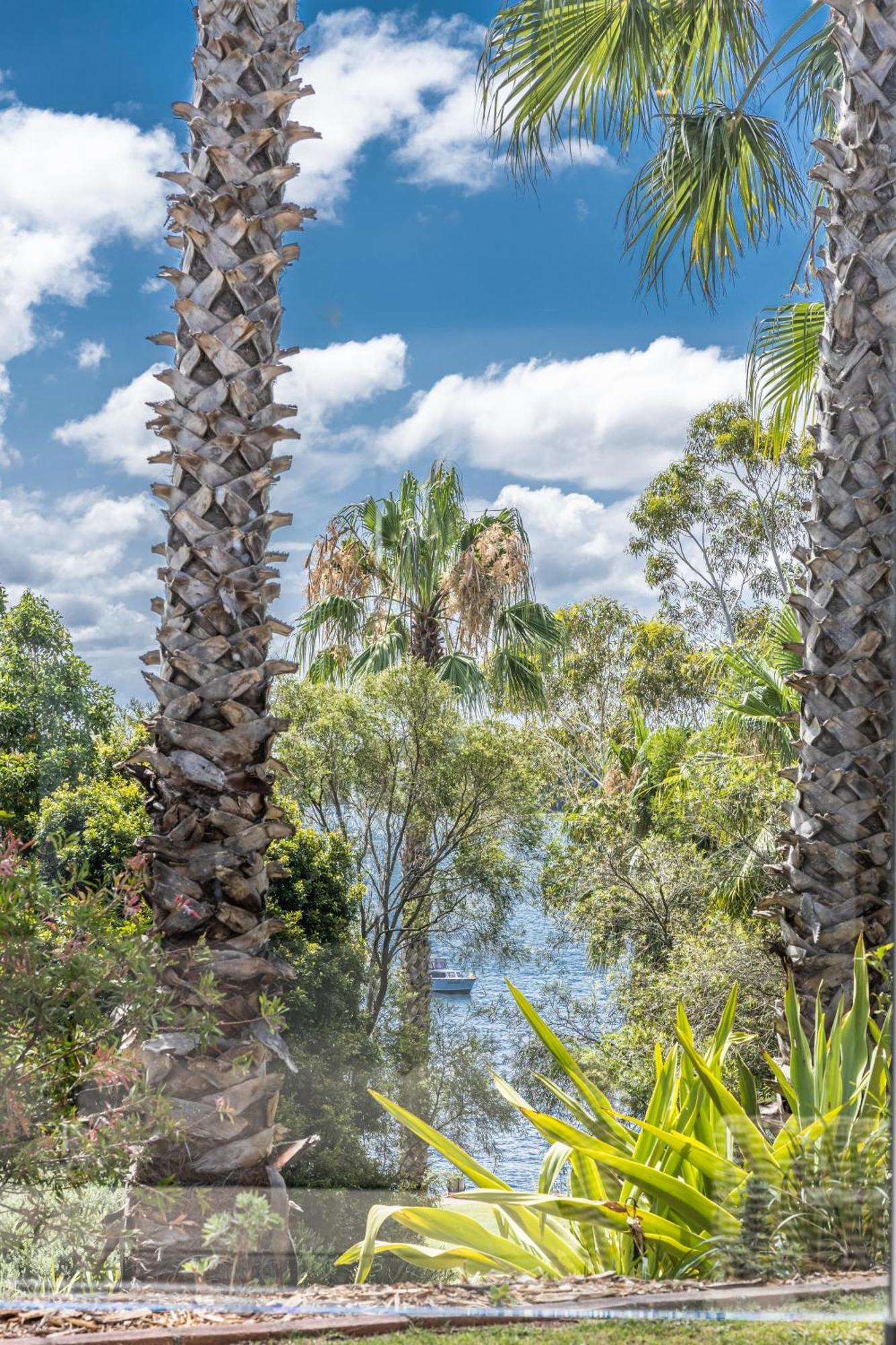 Gorgeous 2-bed Unit Near Riverside Parks Sydney