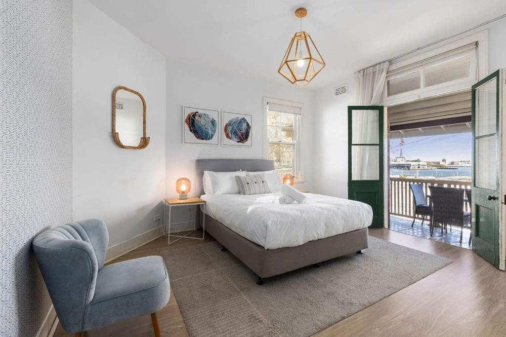 Apartment Vacation W Private Rooftop And Harbour View