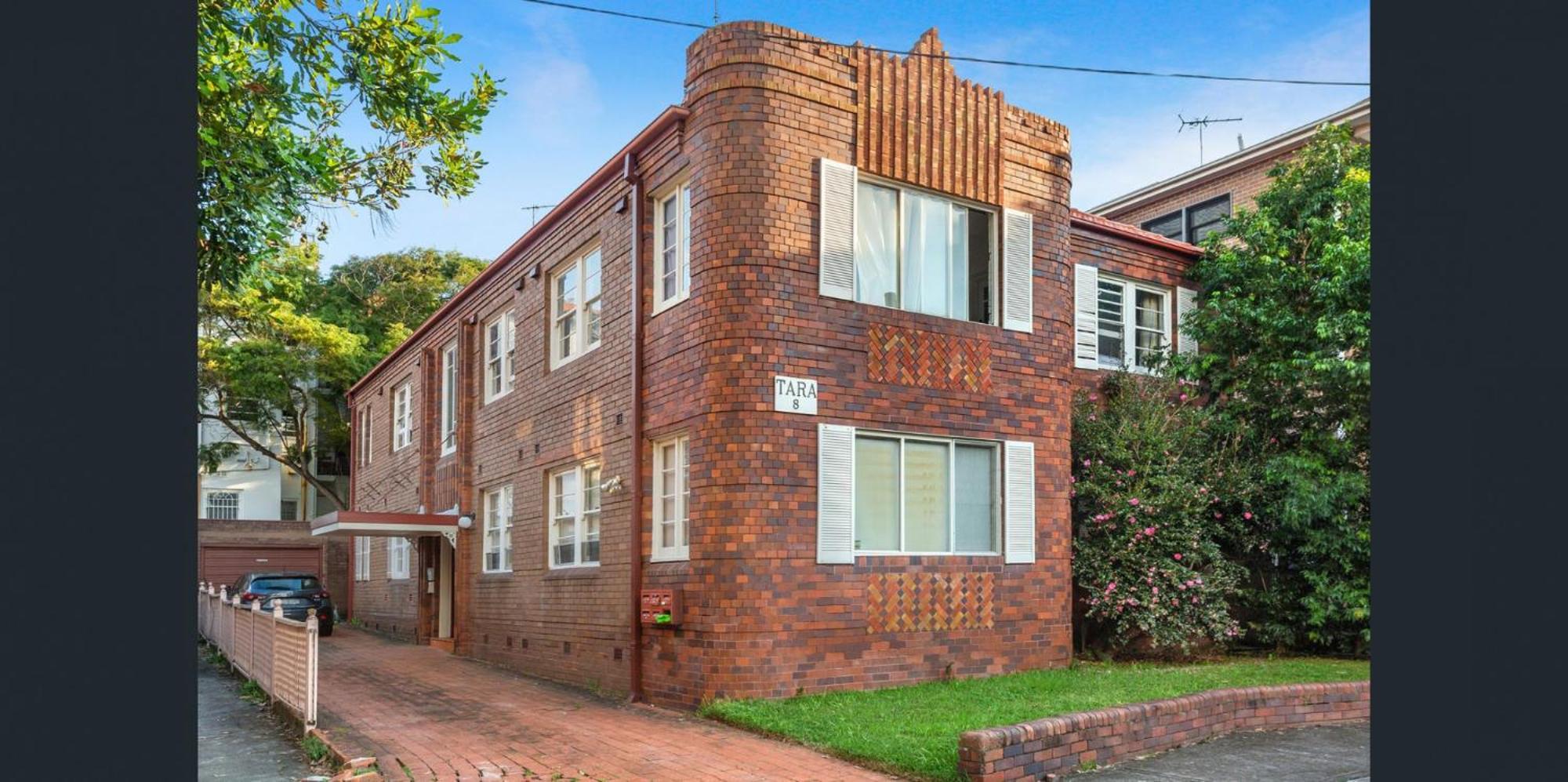 Art Deco Coastal Living, Minutes To The Apartment