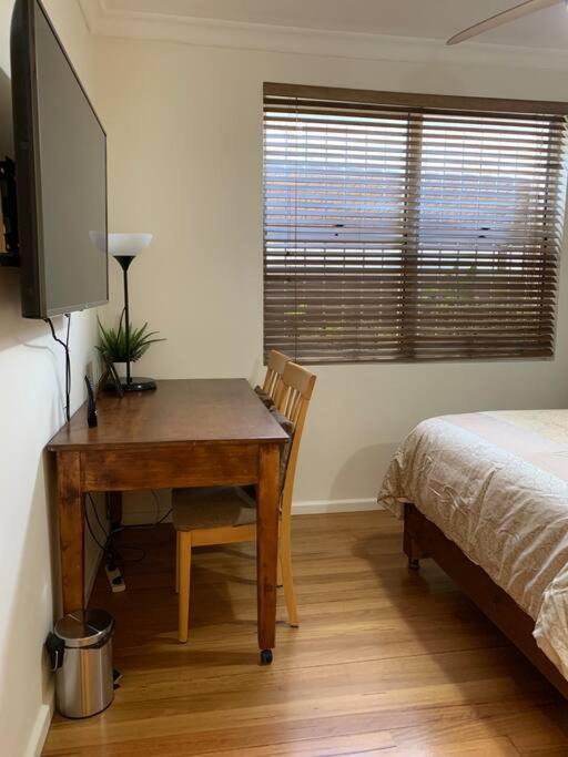 Eastlakes 2 Bedroom Close To Airport